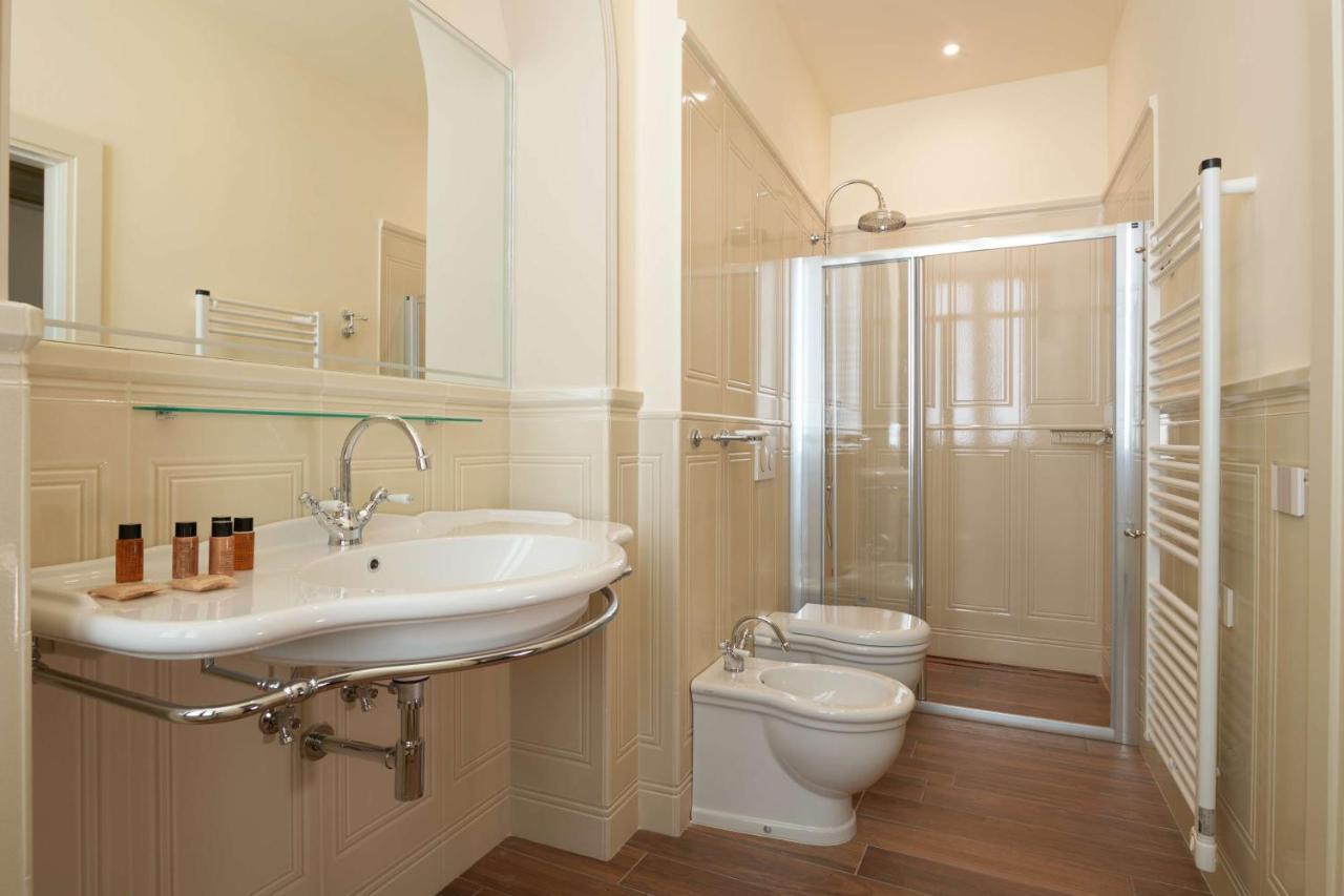 Residenza Mondragone Bed and Breakfast Florence Buitenkant foto