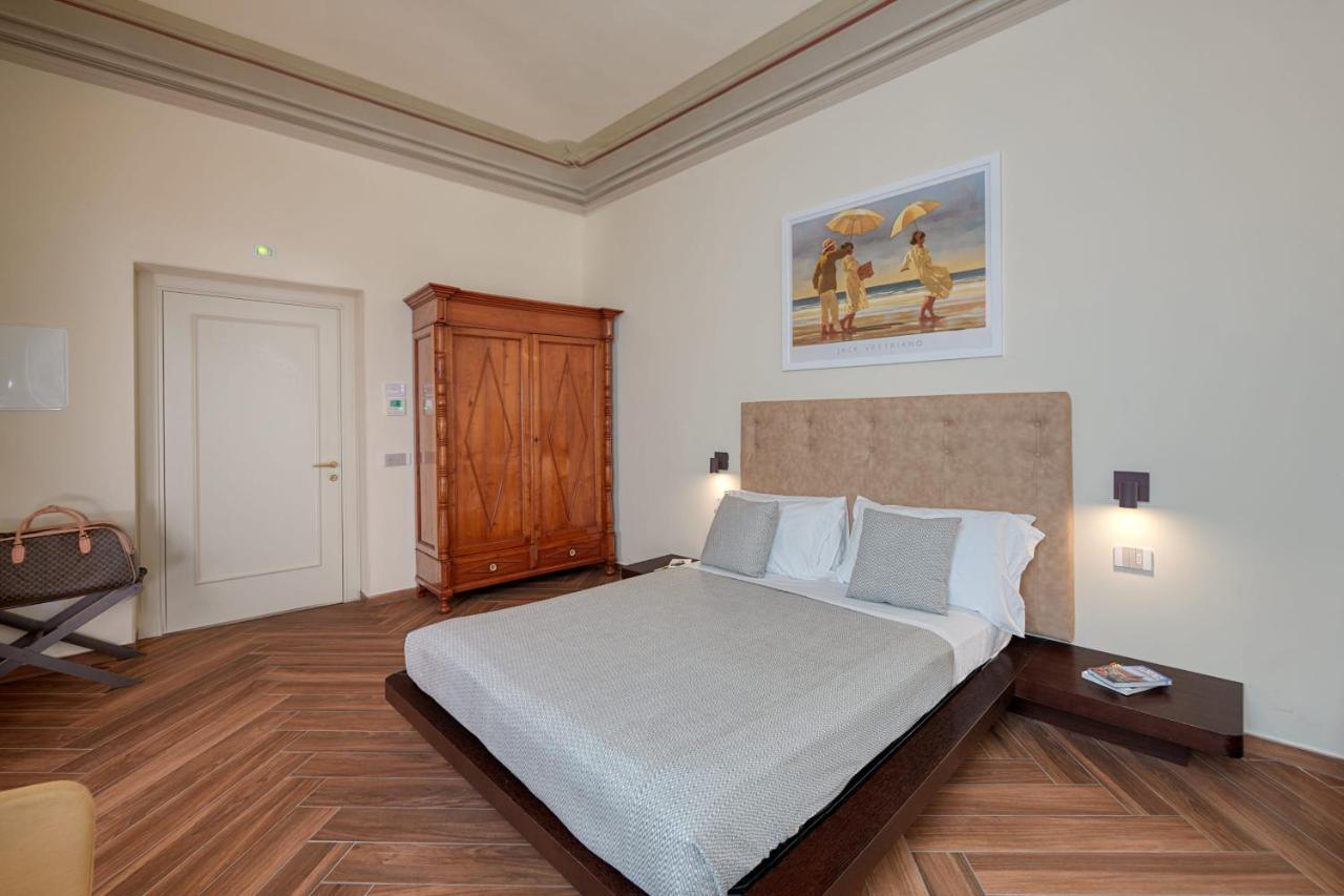 Residenza Mondragone Bed and Breakfast Florence Buitenkant foto