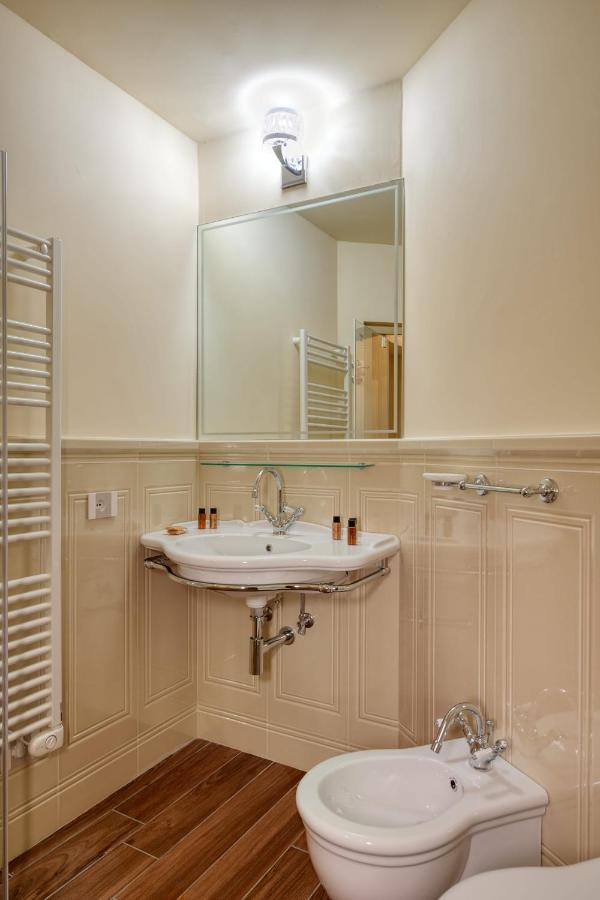 Residenza Mondragone Bed and Breakfast Florence Buitenkant foto